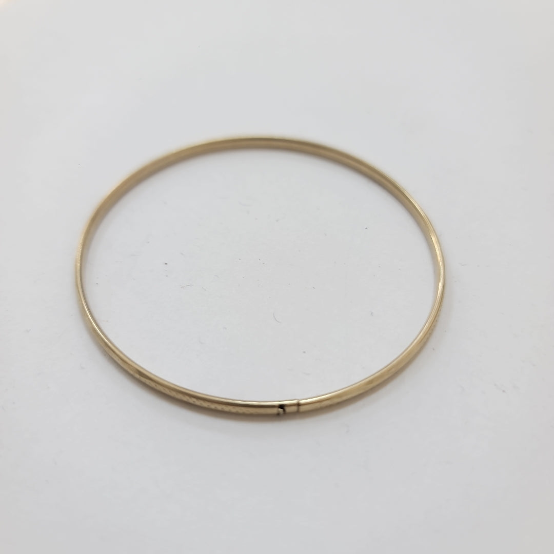 PULSERA RIGIDA ORO 10 K 3.2 GRMS (SEMINUEVO)