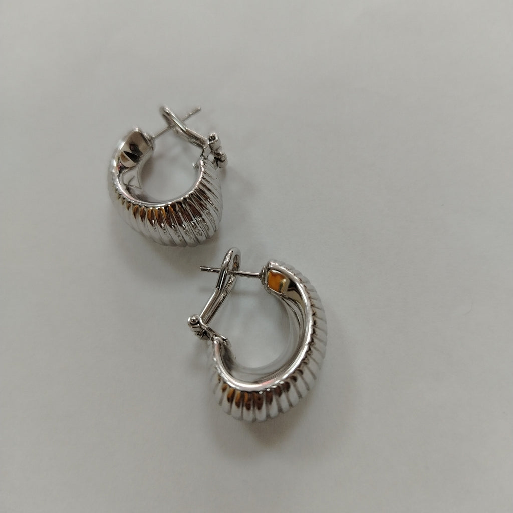 ARRACADAS PAR ORO BLANCO 14 K 5.4 GRMS (SEMINUEVO)