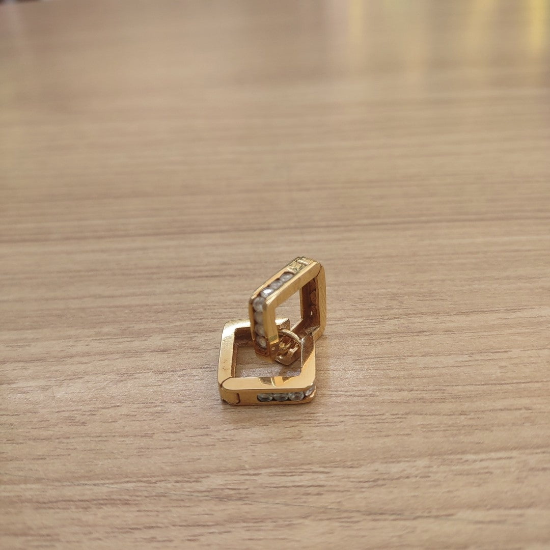 ARETES PAR ORO 14 K 4.8 GRMS (SEMINUEVO)