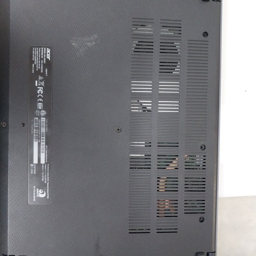LAPTOP ACER ASPIRE 3 A315-24P-R8H5 (2023) 512 GB SSD 8 GB RAM (SEMINUEVO)