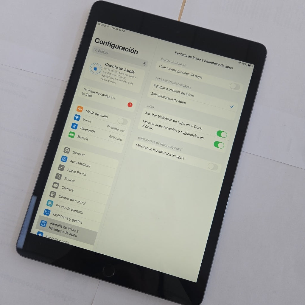 TABLETA APPLE IPAD 9 A2602 64 GB 3 GB RAM (SEMINUEVO)