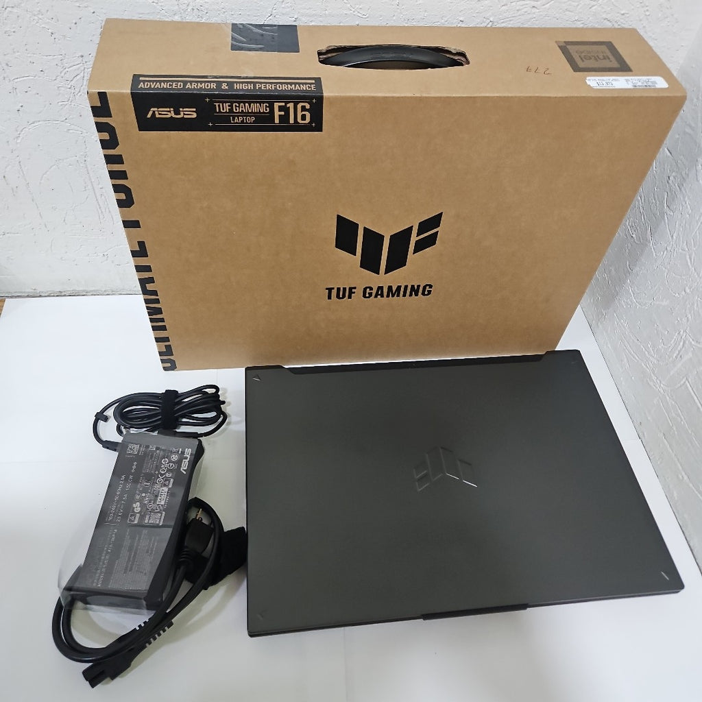 LAPTOP ASUS TUF GAMING F16 FX607VJ-RL023W (2025) 1 TB SSD 16 GB RAM (SEMINUEVO)