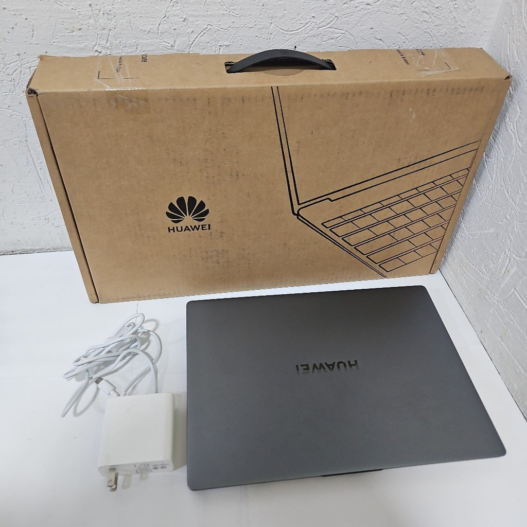 LAPTOP HUAWEI MATEBOOK D14 MDF-X (2024) 512 GB SSD 16 GB RAM (SEMINUEVO)