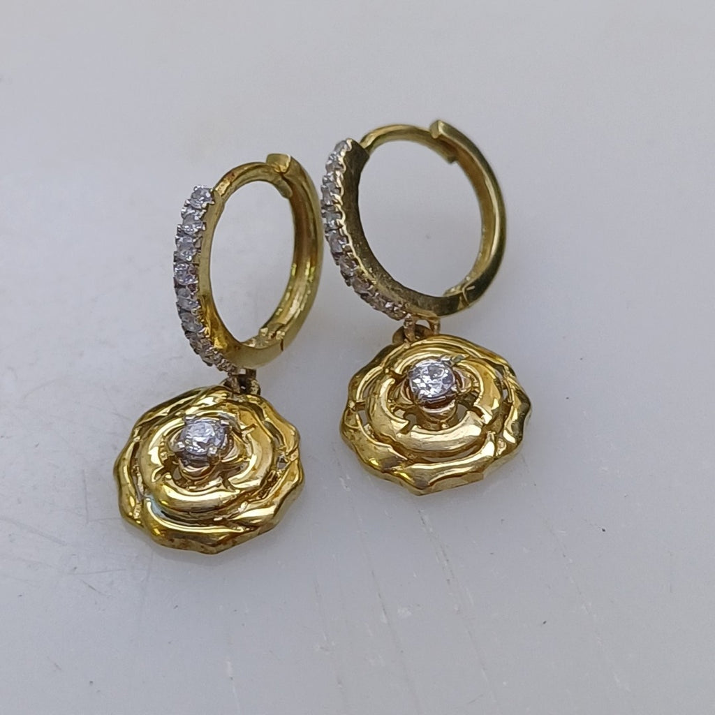 ARETES PAR ORO 10 K 1.9 GRMS (SEMINUEVO)