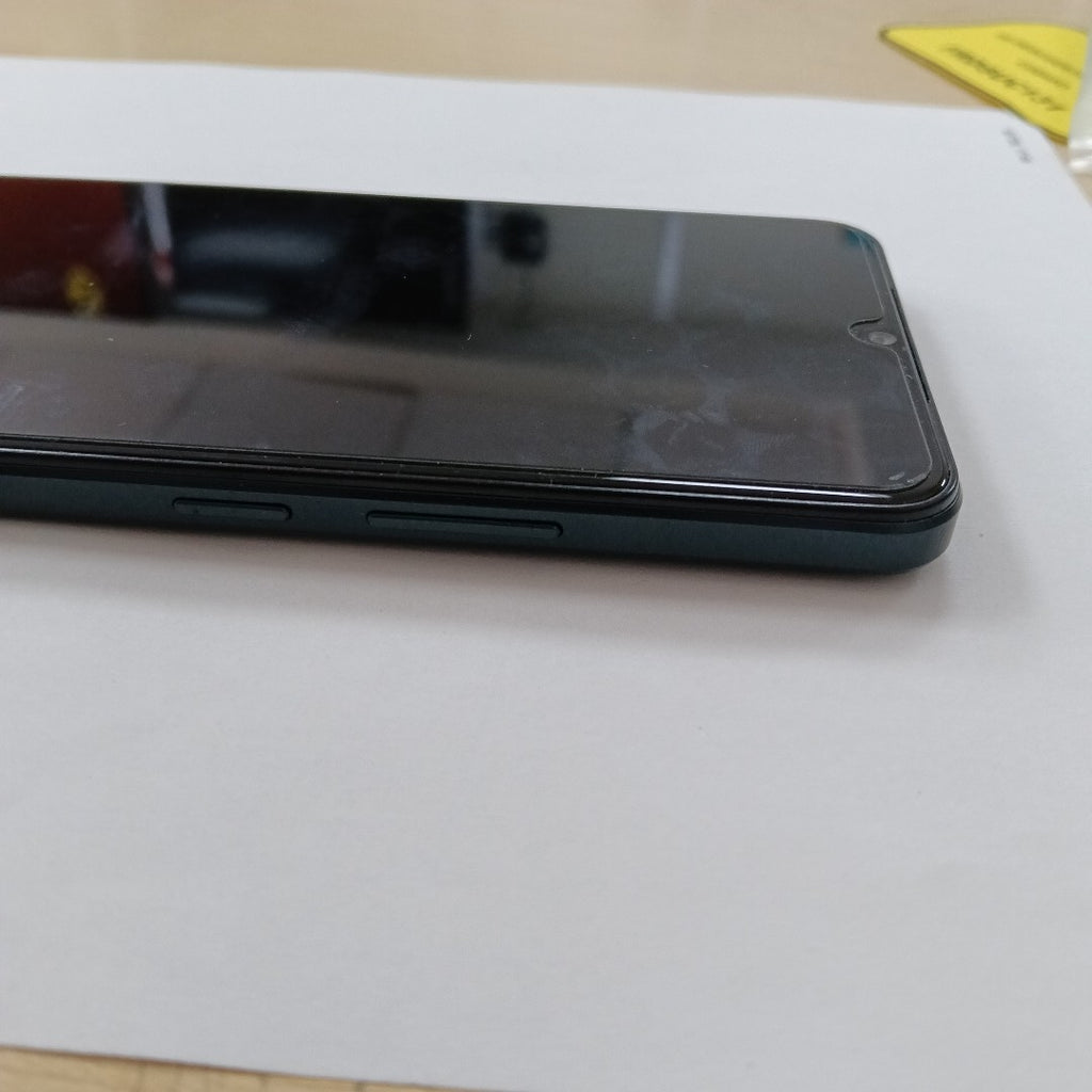 CELULAR VIVO Y03 V2332 (2024) 128 GB 4 GB RAM (SEMINUEVO)