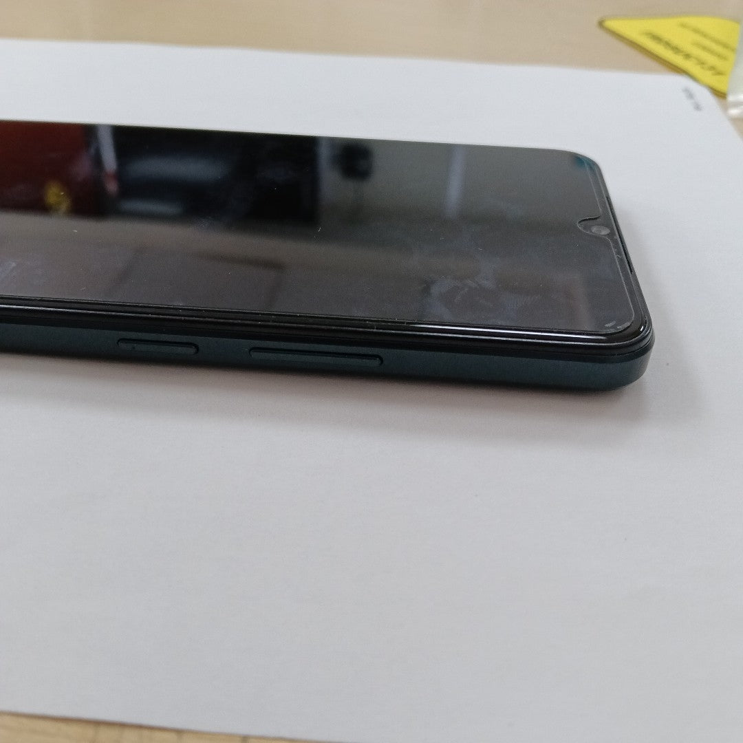CELULAR VIVO Y03 V2332 (2024) 128 GB 4 GB RAM (SEMINUEVO)