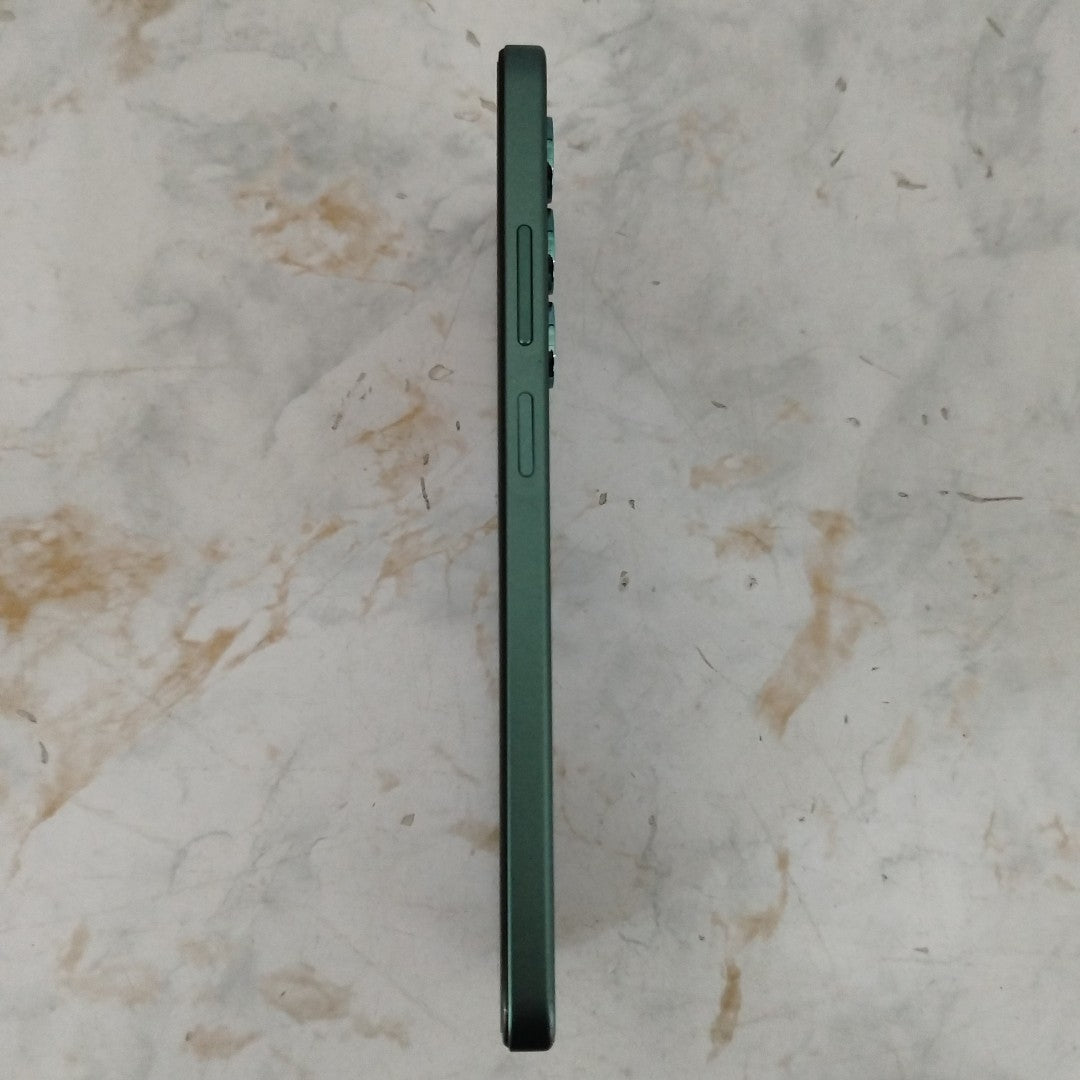 CELULAR OPPO A5 CPH2727 (2025) 256 GB 4 GB RAM (SEMINUEVO)