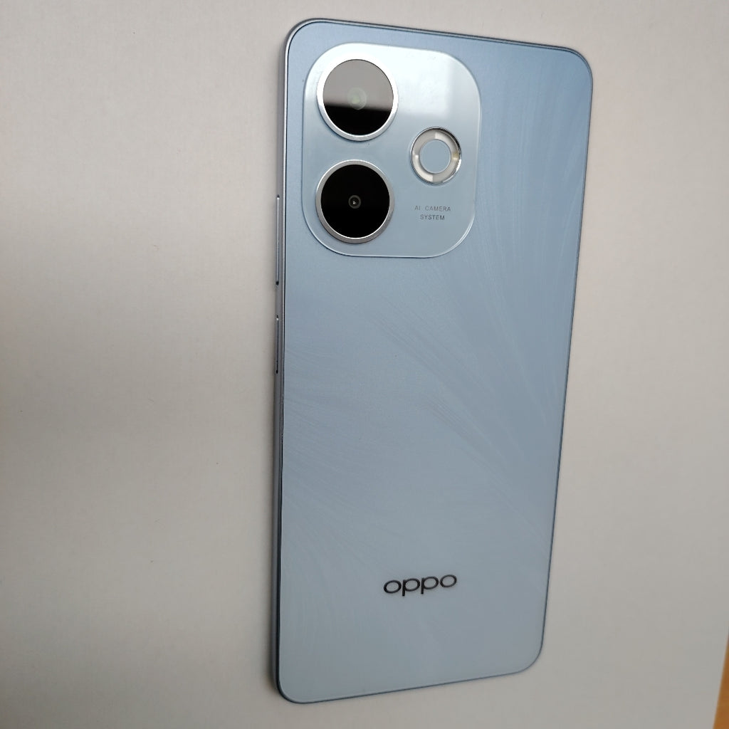 CELULAR OPPO A5 PRO CPH2711 (2025) 256 GB 8 GB RAM (SEMINUEVO)