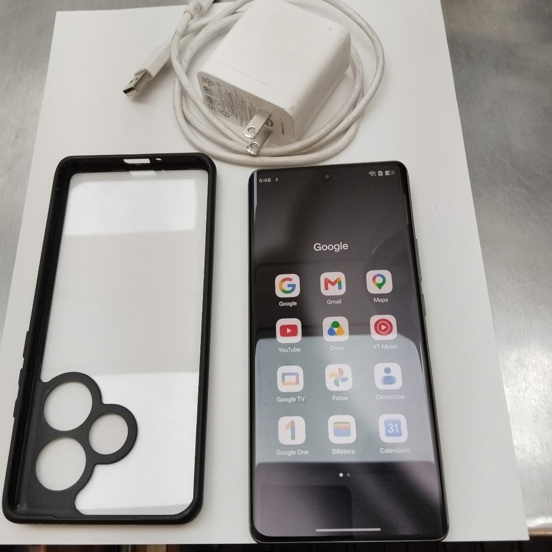 CELULAR REALME GT6 5G RMX3851 512 GB 16 GB RAM (SEMINUEVO)