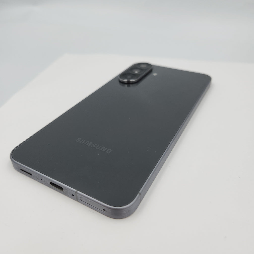 CELULAR SAMSUNG GALAXY A56 SM-A566E (2025) 128 GB 8 GB RAM (SEMINUEVO)