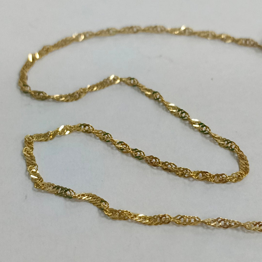 CADENA,MEDALLA RELIGIOSA ORO 10 K 1,70 GRMS (SEMINUEVO)
