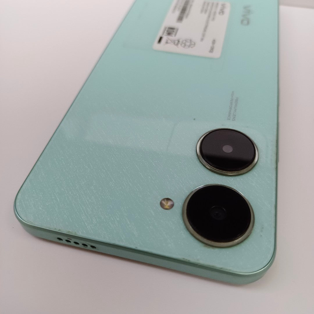 CELULAR VIVO Y03 V2332 (2024) 128 GB 4 GB RAM (SEMINUEVO)