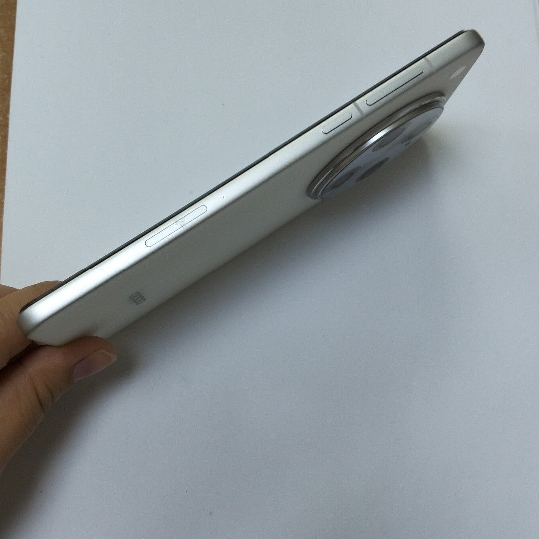 CELULAR OPPO FIND X8 PRO CPH2659 512 GB 16 GB RAM (SEMINUEVO)