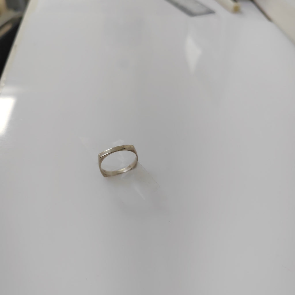 ANILLITO ORO 14 K 1.8 GRMS (SEMINUEVO)