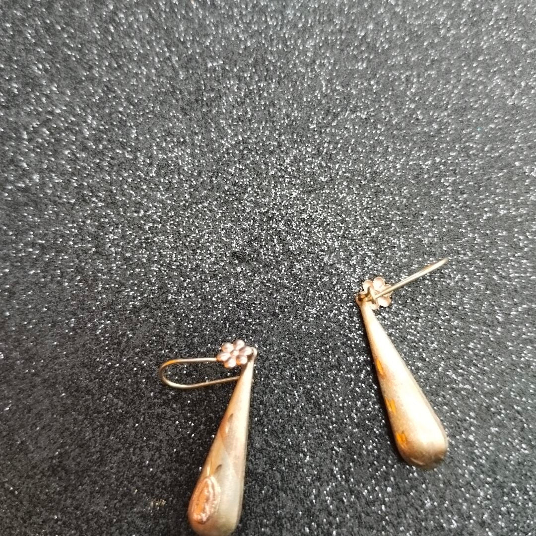 ARETES PAR ORO 10 K 3.3 GRMS (SEMINUEVO)