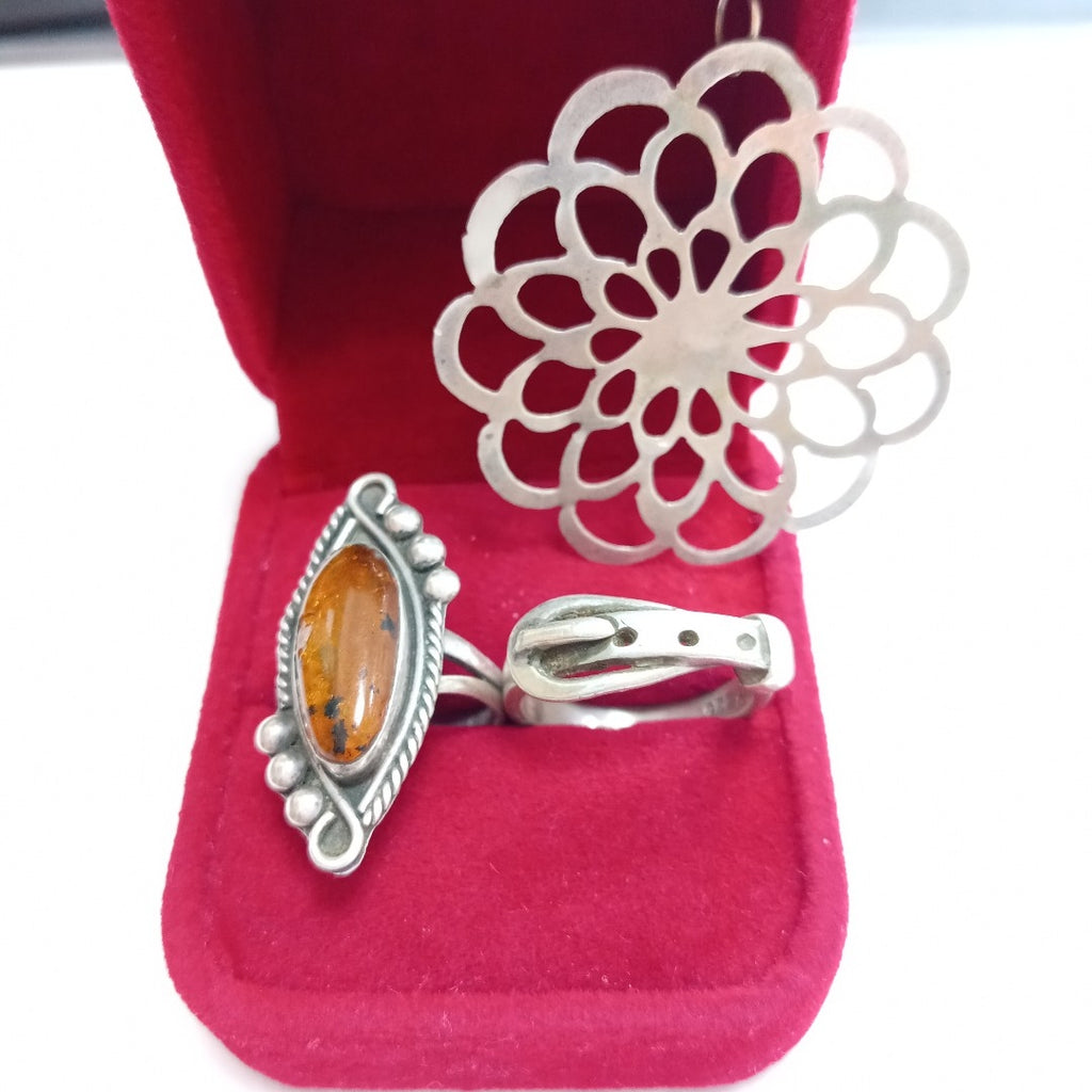ANILLITO, DIJE PLATA 9.2 GRMS (SEMINUEVO)