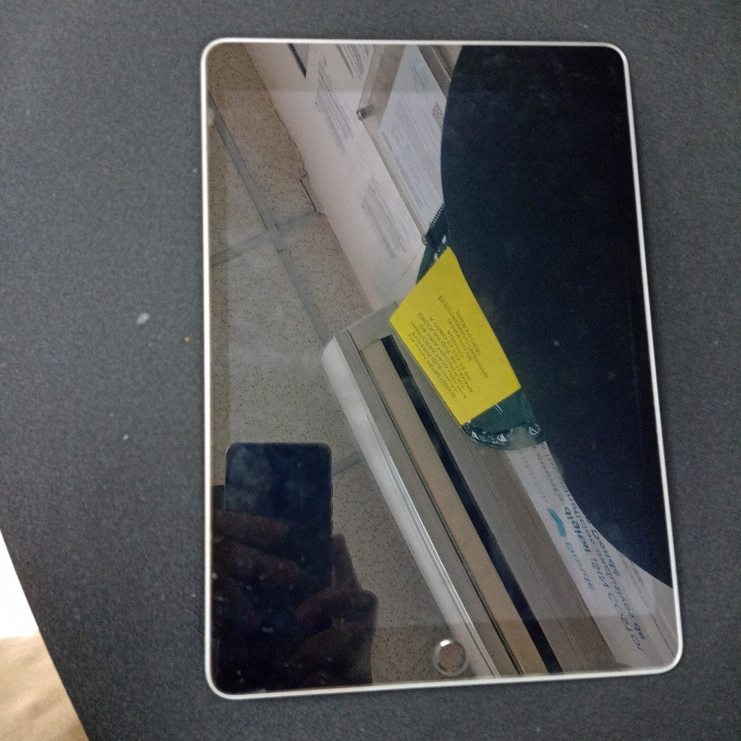 TABLETA APPLE IPAD 9 A2602 64 GB 3 GB RAM