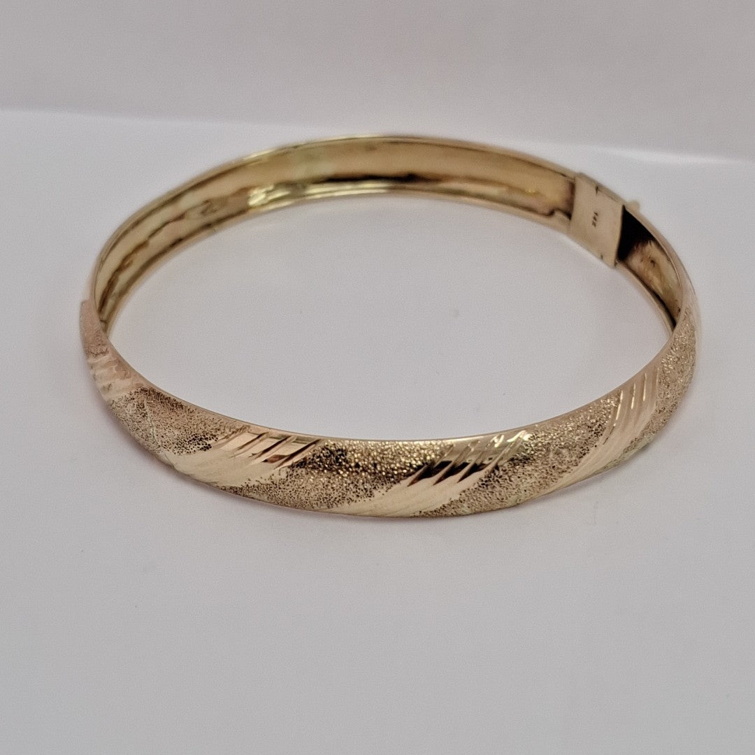 PULSERA RIGIDA ORO 14 K 6 GRMS (SEMINUEVO)