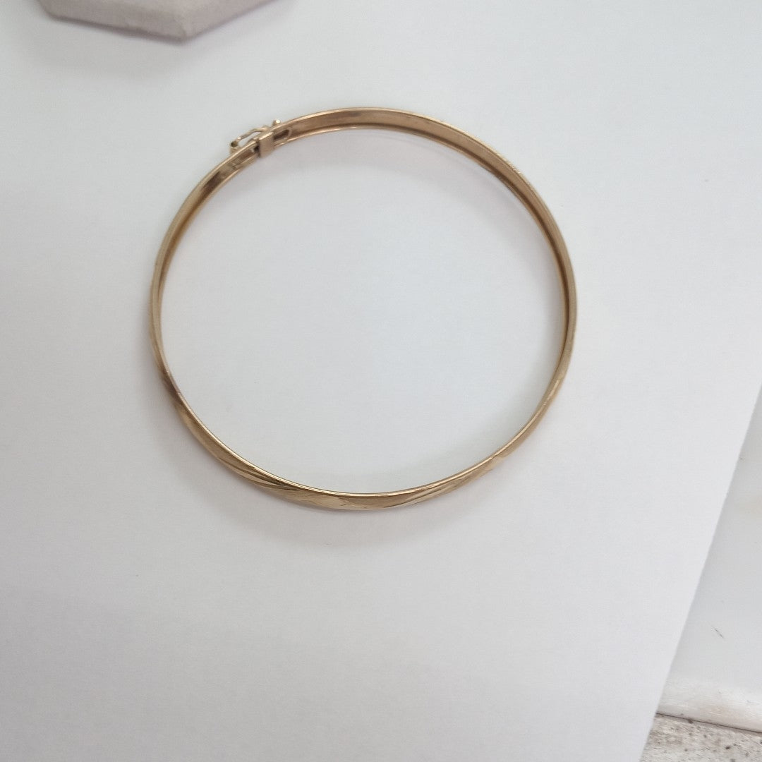 PULSERA RIGIDA ORO 10 K 5.5 GRMS (SEMINUEVO)