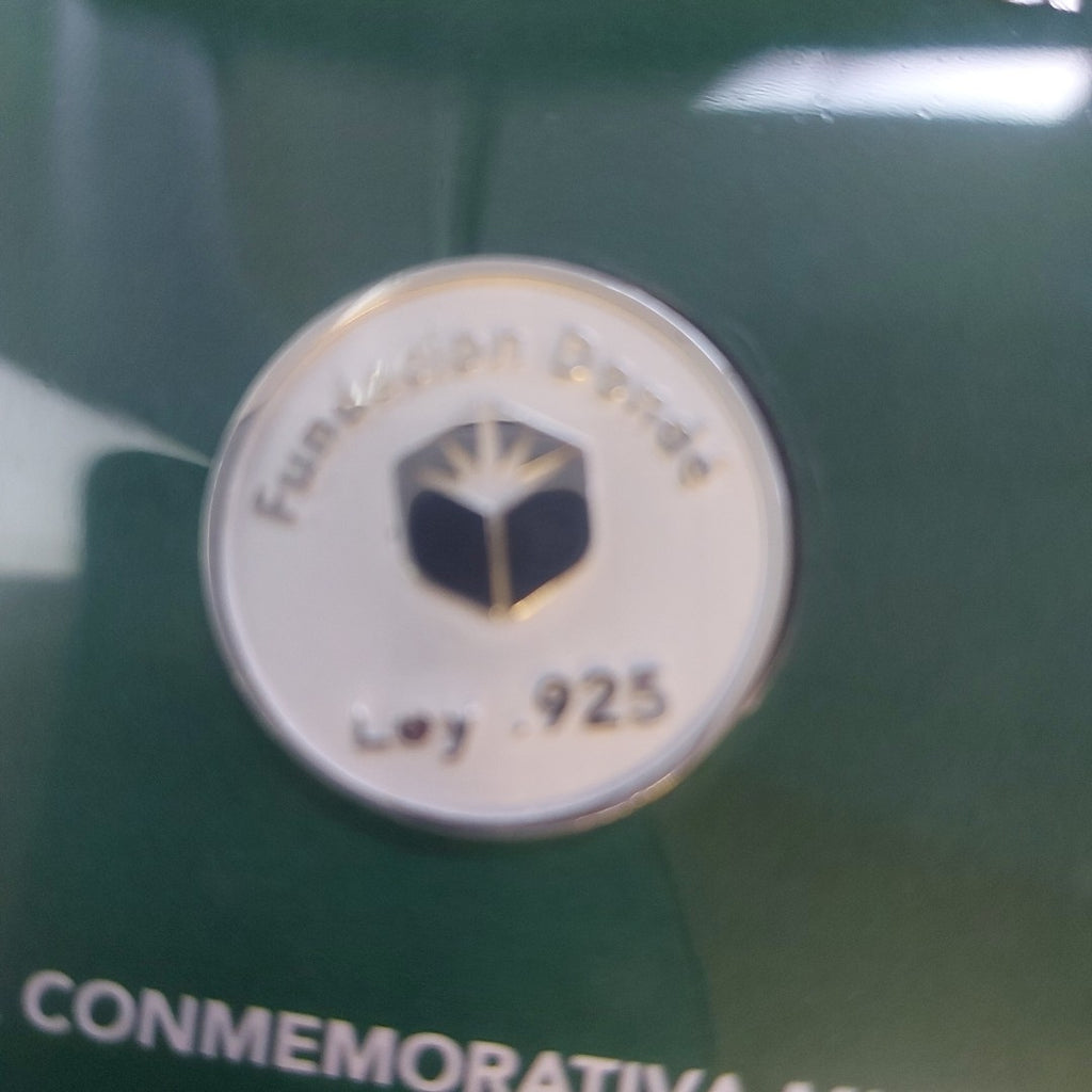 MEDALLA CONMEMORATIVA FRD FÚTBOL MOTIVO ÁGUILA PLATA .925 8.9 GR (NUEVO)