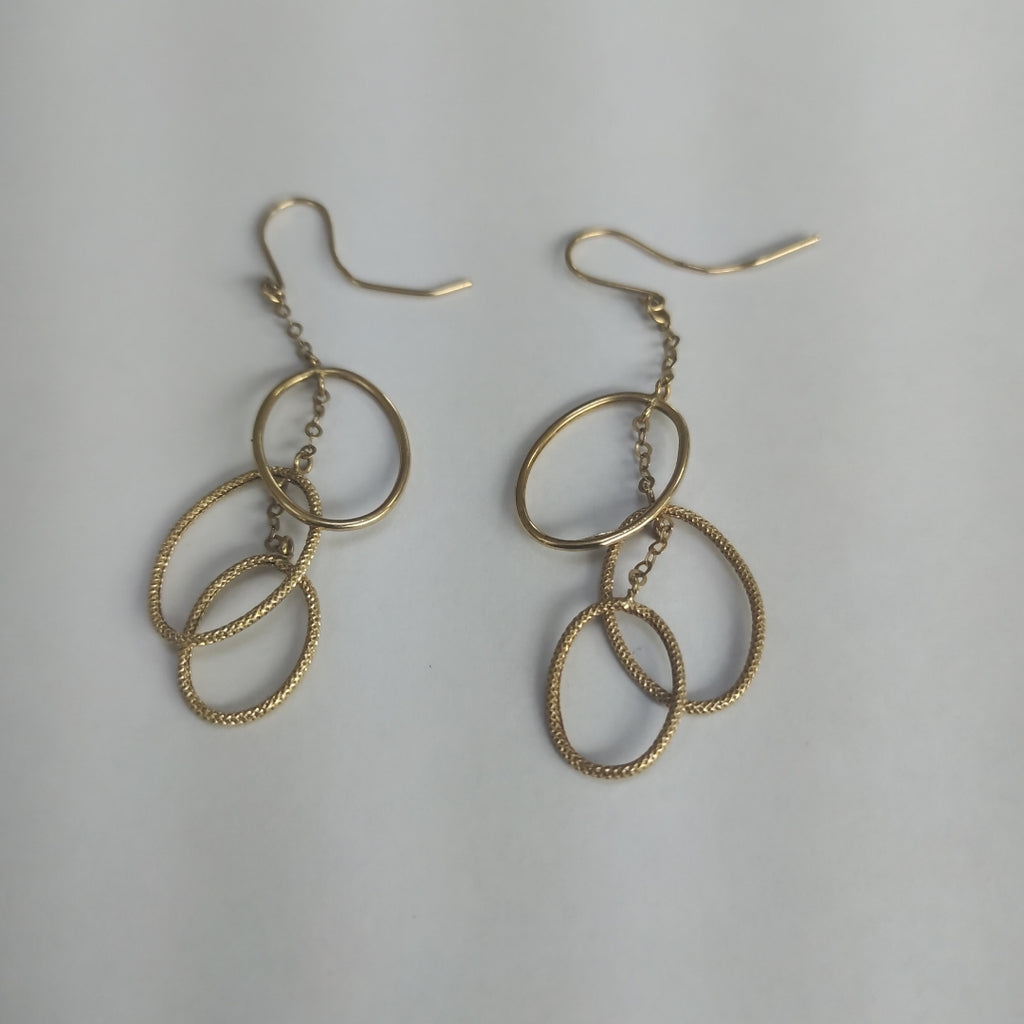 ARETES PAR ORO 14 K 2.5 GRMS (SEMINUEVO)