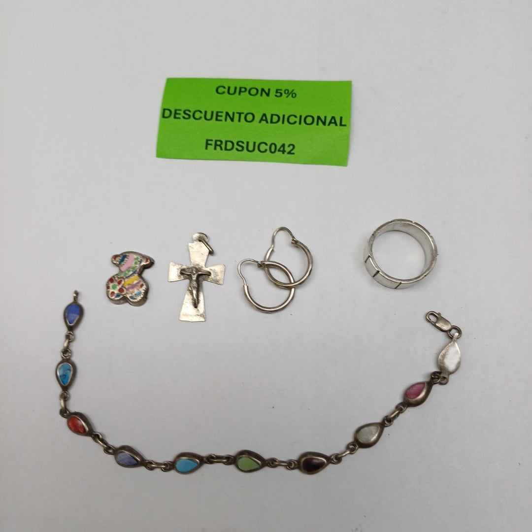ANILLO, ARRACADAS PAR, CRUZ, DIJE, PULSERA PLATA 14.9 GRMS (SEMINUEVO)