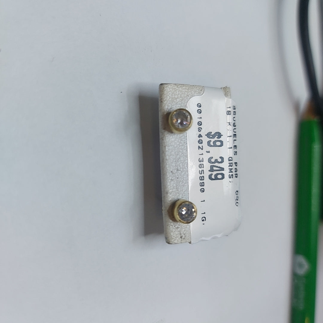 BROQUELES PAR ORO 18 K 1.1 GRMS (SEMINUEVO)