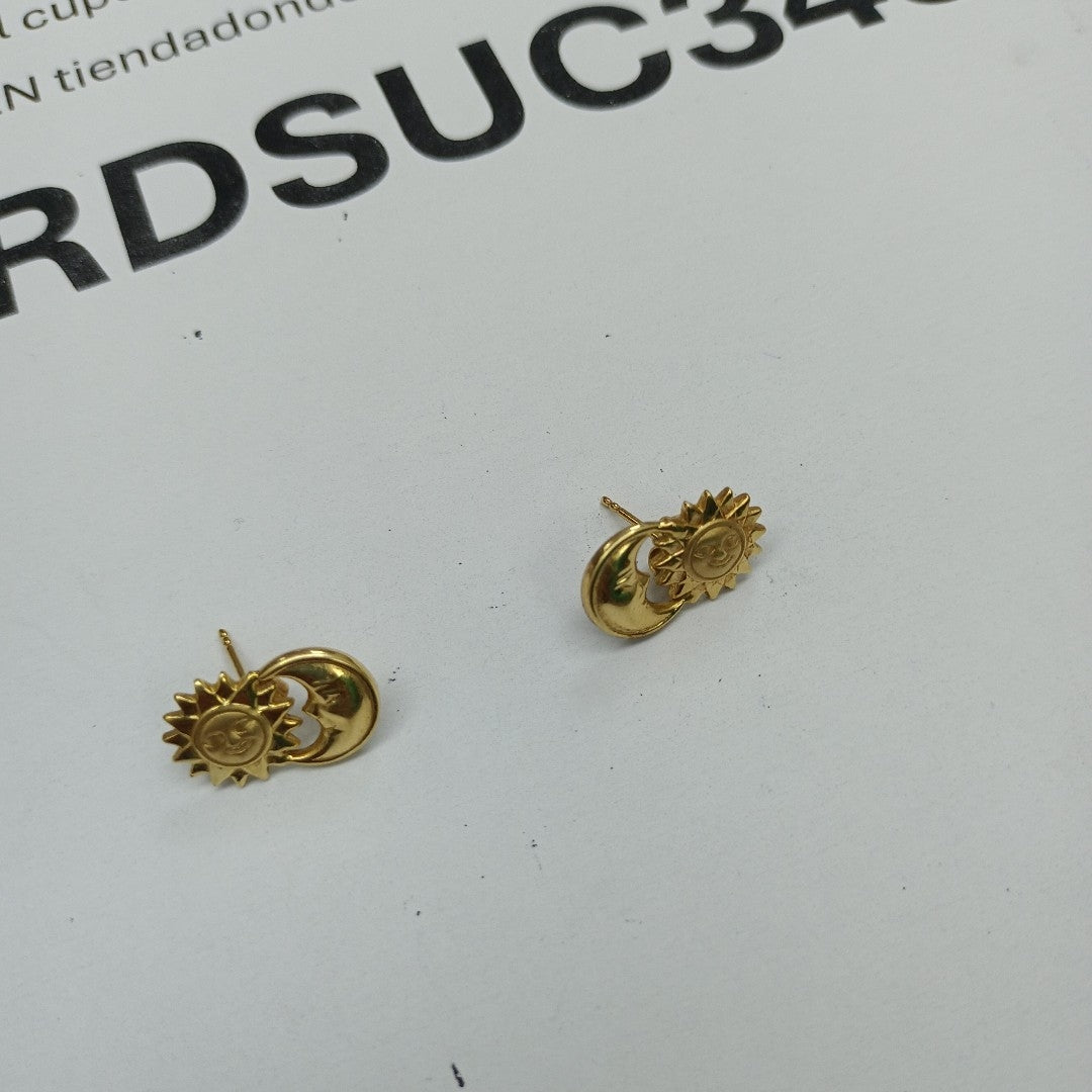 ARETES PAR ORO 14 K 2.7 GRMS (SEMINUEVO)
