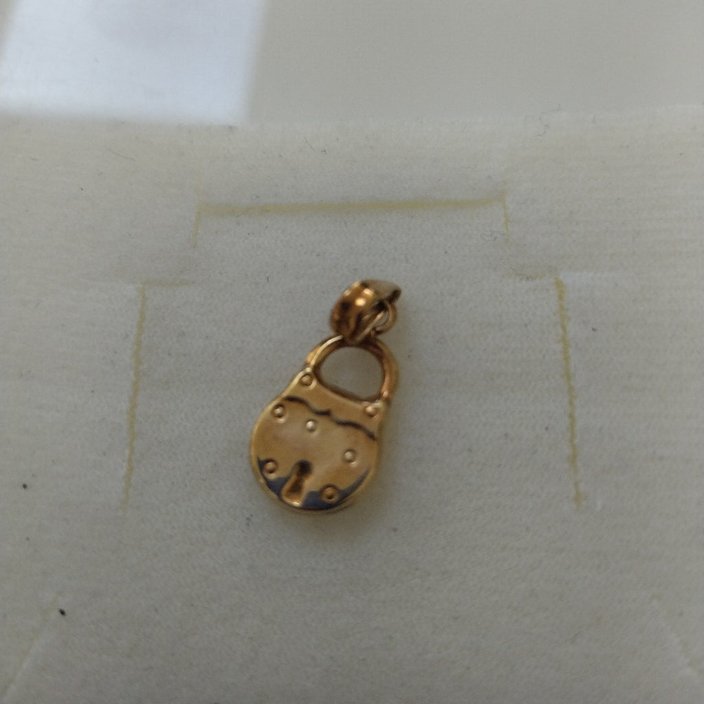DIJE ORO 18 K 1.6 GRMS (SEMINUEVO)