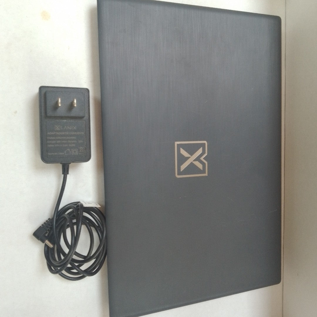 LAPTOP LANIX XBOOK GO (2023) 128 GB SSD 4GB EN RAM (SEMINUEVO)