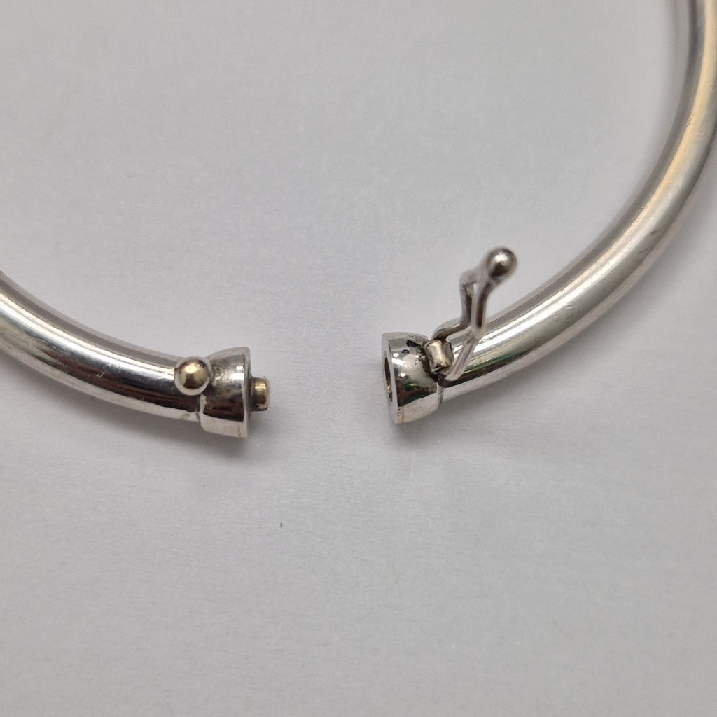 PULSERA RIGIDA ORO, ORO BLANCO 14 K 32.8 GRMS (SEMINUEVO)