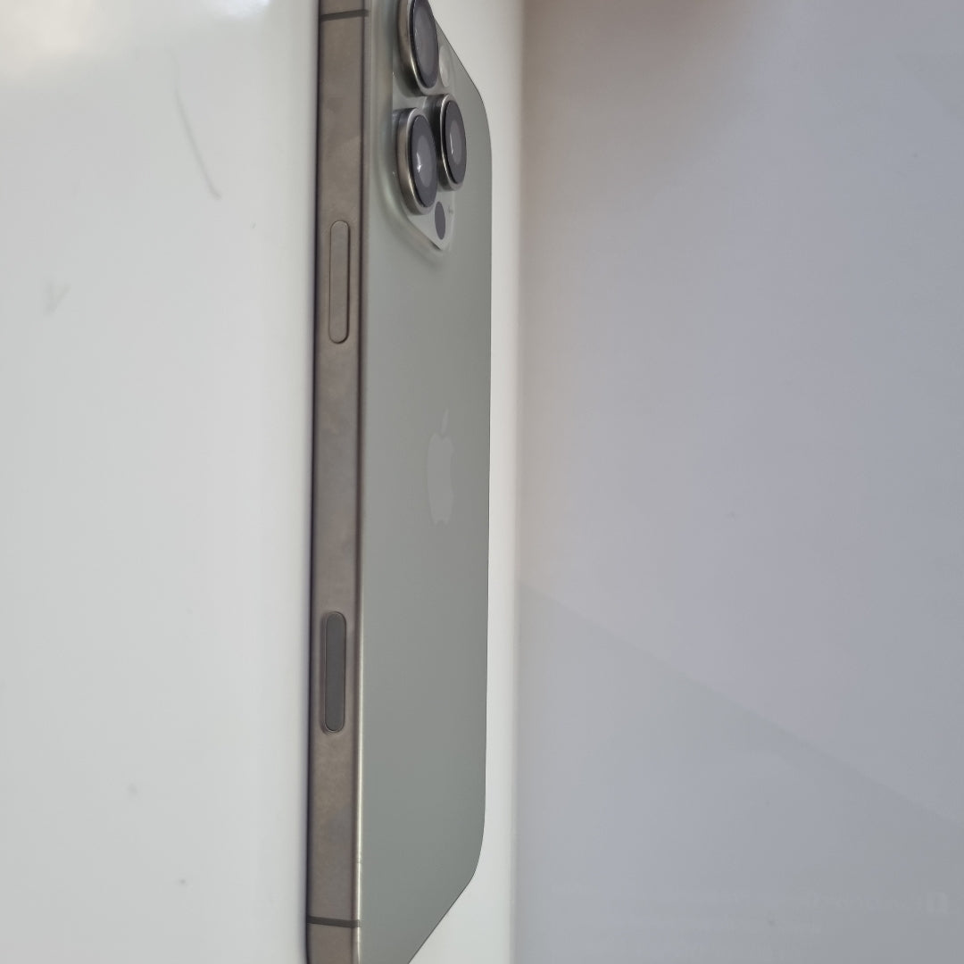 CELULAR APPLE IPHONE 16 PRO MAX A3295 (2024) 512 GB 8 GB RAM (SEMINUEVO)
