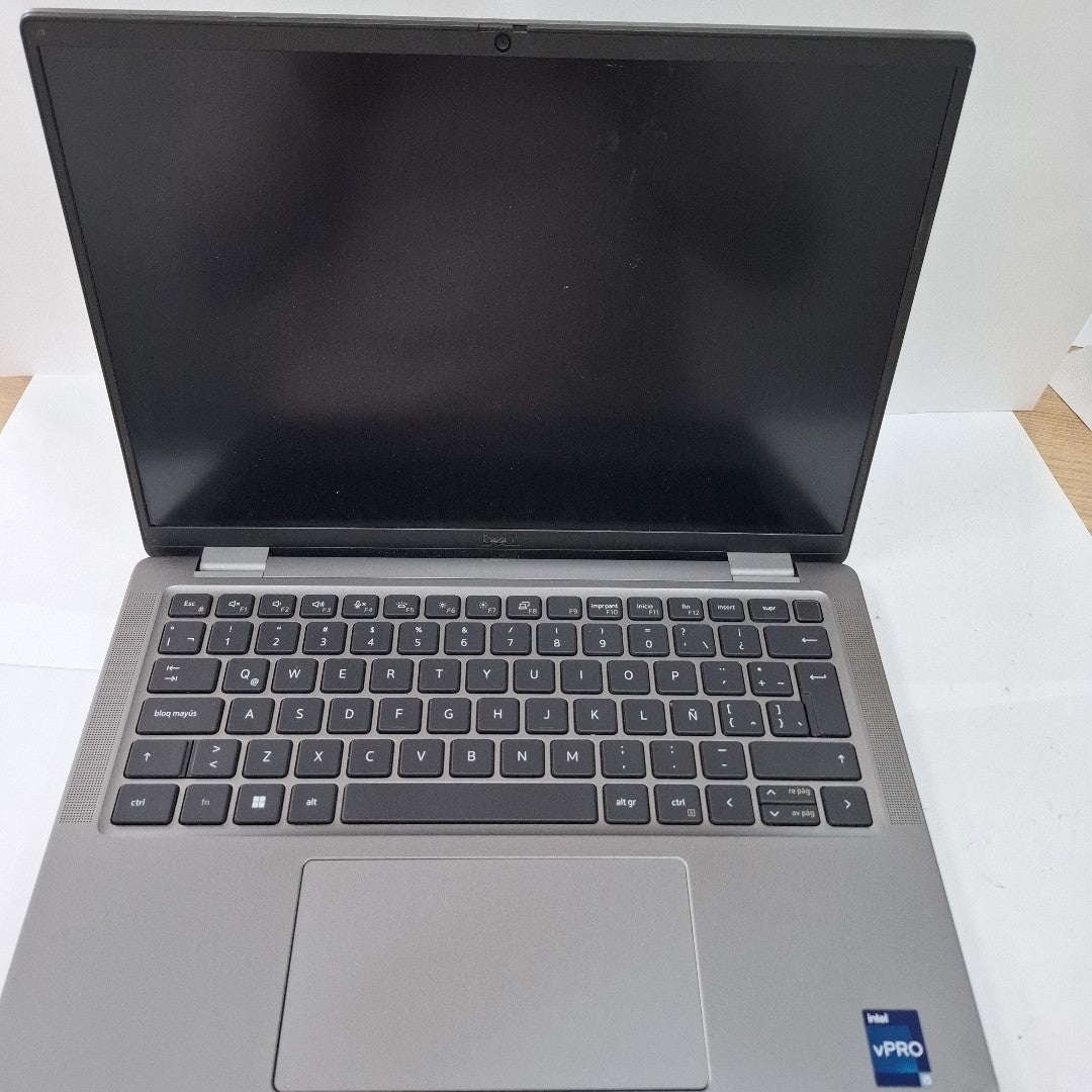 LAPTOP DELL LATITUDE 7440 (2024) 512 GB SSD 16 GB RAM (SEMINUEVO)