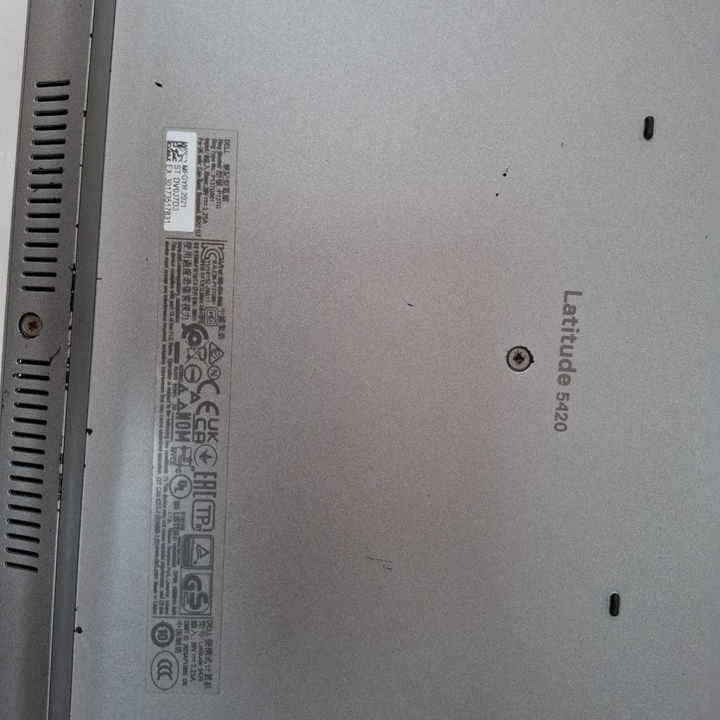 LAPTOP DELL LATITUDE 5420 (2022) 512 GB SSD 16 GB RAM (SEMINUEVO)