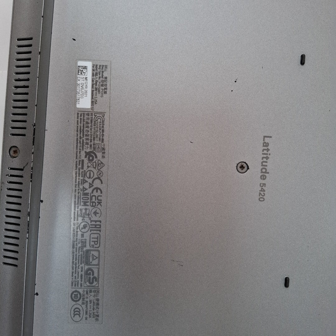 LAPTOP DELL LATITUDE 5420 (2022) 512 GB SSD 16 GB RAM (SEMINUEVO)