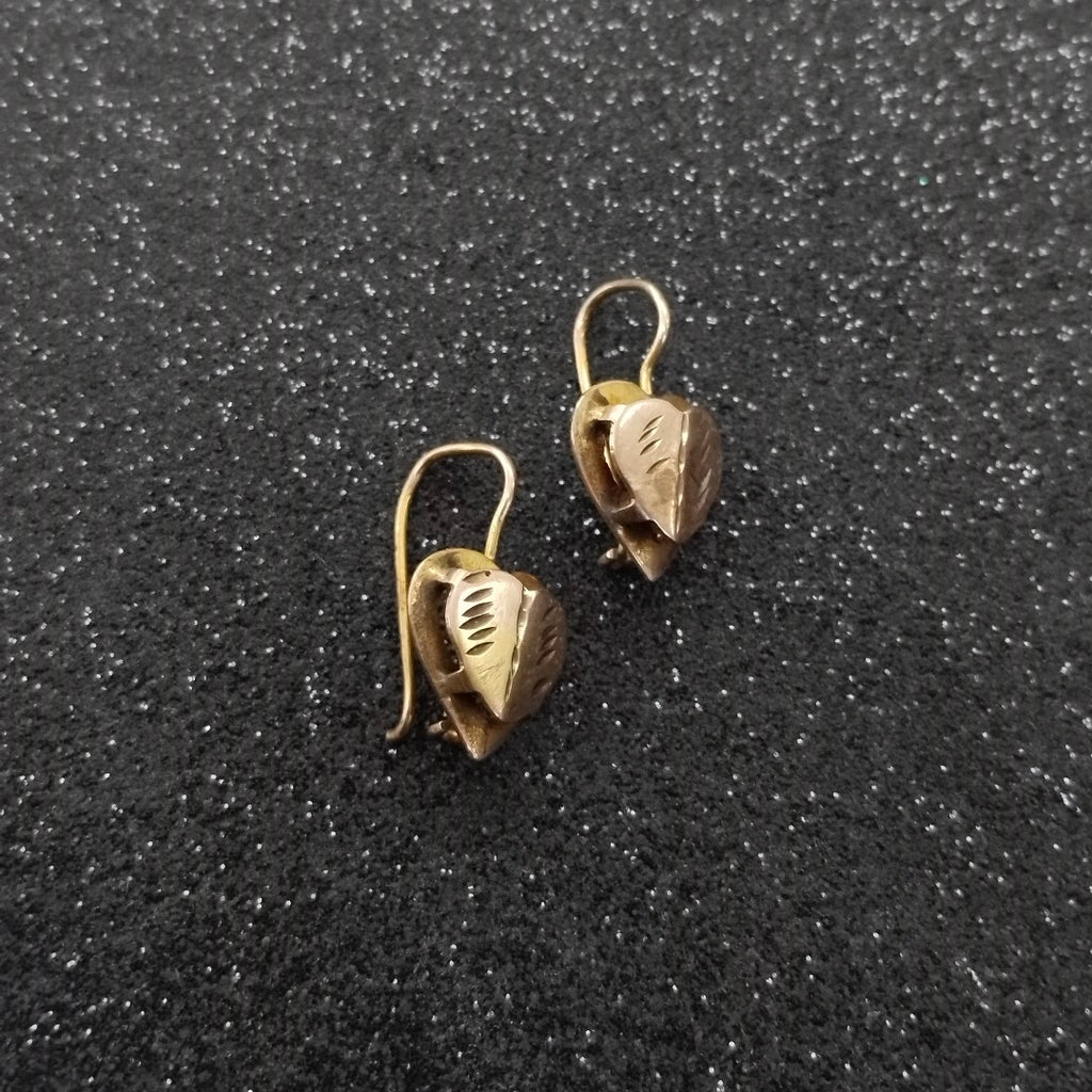 ARETES PAR ORO 8 K 1.8 GRMS (SEMINUEVO)