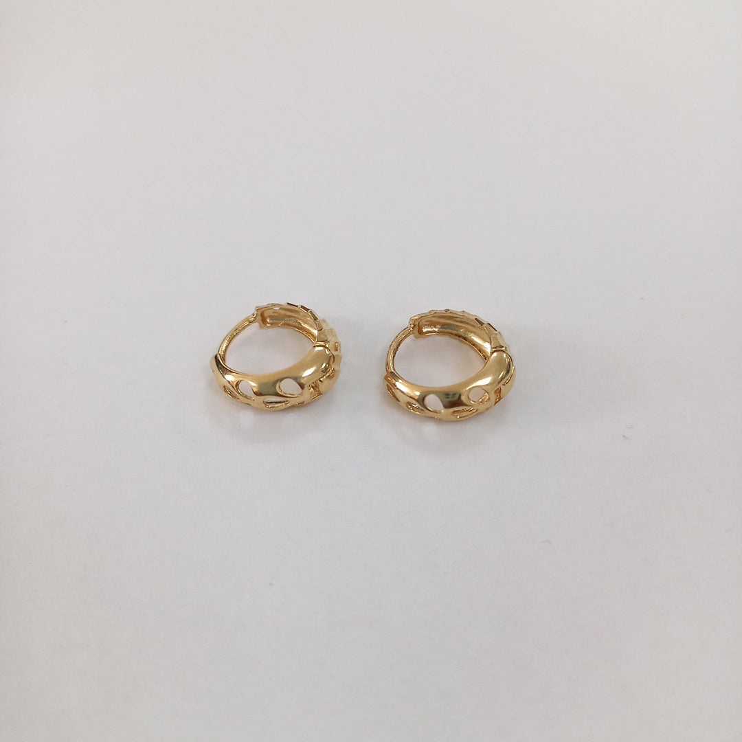 HUGGIES ORO 14K 1.8 (NUEVO)