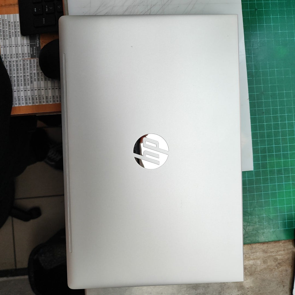 LAPTOP HP PROBOOK 440 G10 (2024) 512 GB SSD 16 GB RAM (SEMINUEVO)