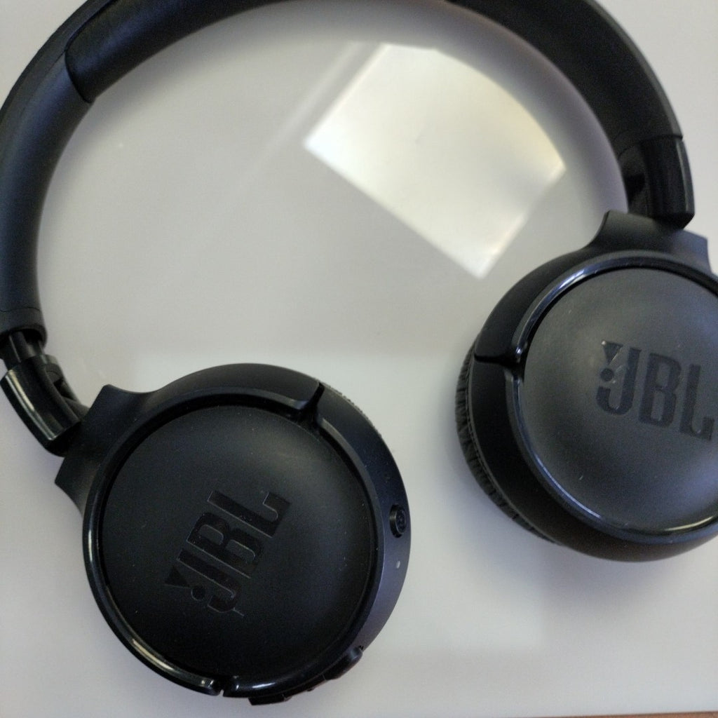 AUDIFONOS JBL TUNE 520BT INALAMBRICO ON EAR (SEMINUEVO)