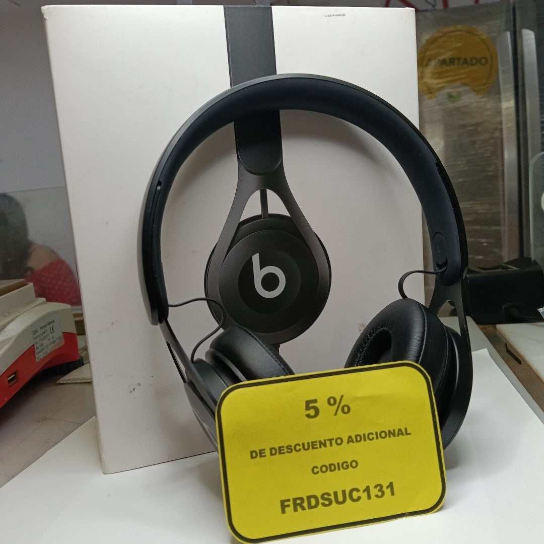 AUDIFONOS BEATS EP A1746 ALAMBRICO ON EAR (SEMINUEVO)