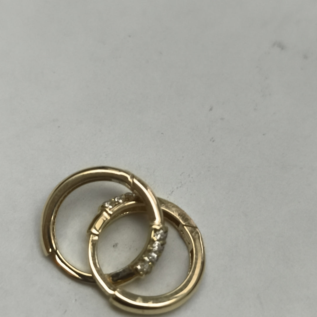 HUGGIES ORO 14K 1.4 (NUEVO)