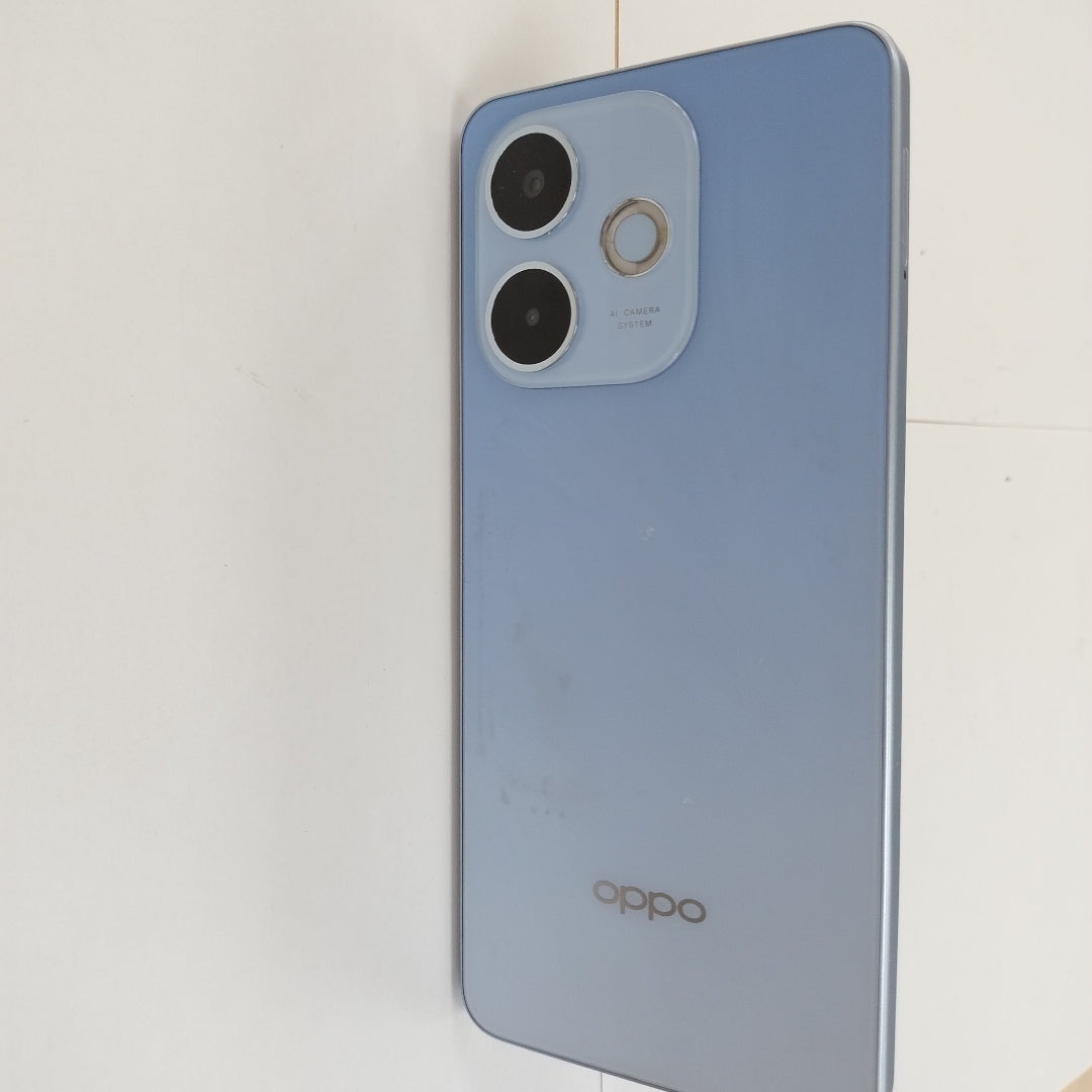 CELULAR OPPO A5 PRO CPH2711 (2025) 256 GB 8 GB RAM (SEMINUEVO)