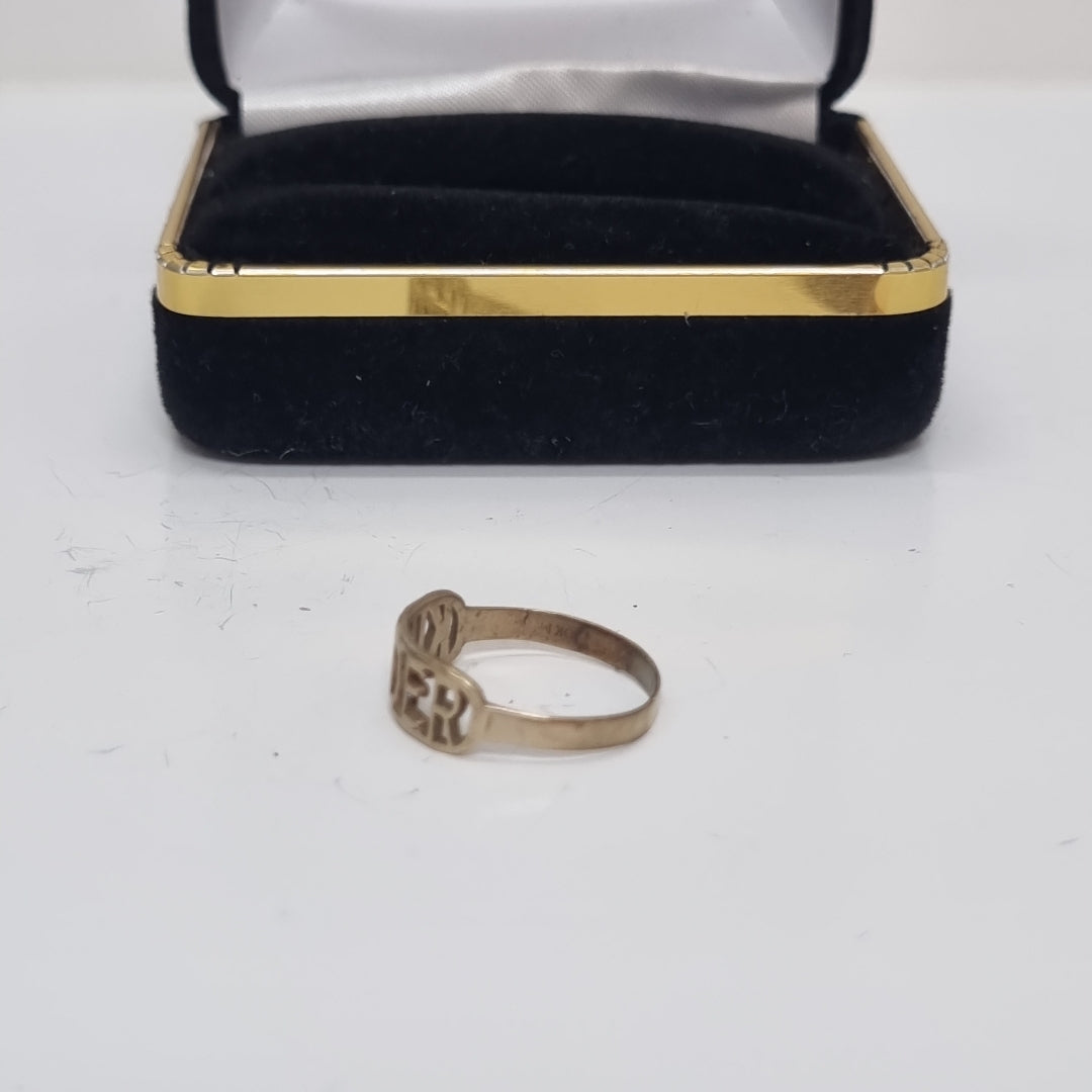 ANILLO DE GRADUACIÓN ORO 8 K 0.9 GRMS (SEMINUEVO)