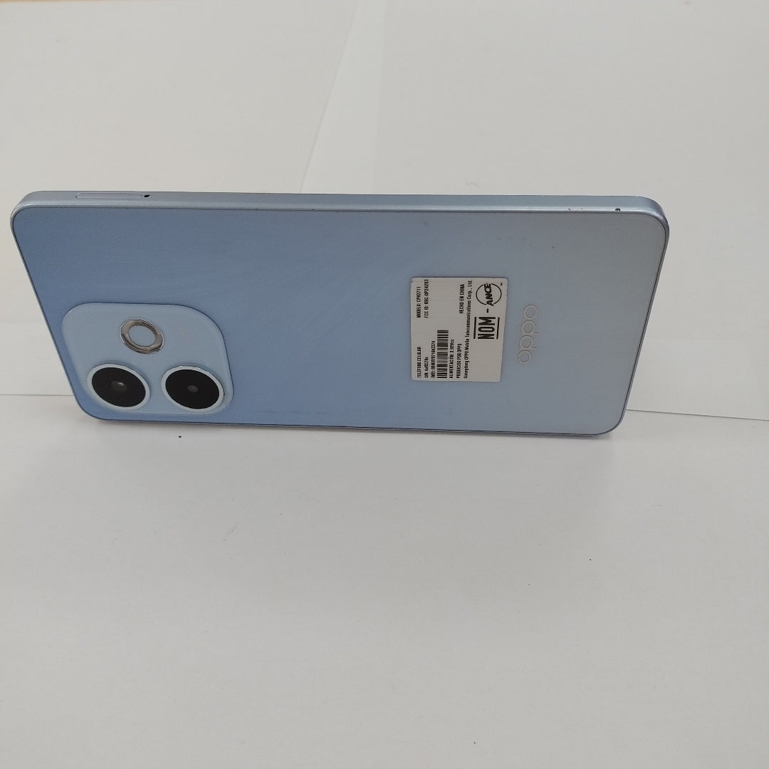 CELULAR OPPO A5 PRO CPH2711 (2025) 256 GB 8 GB RAM (SEMINUEVO)