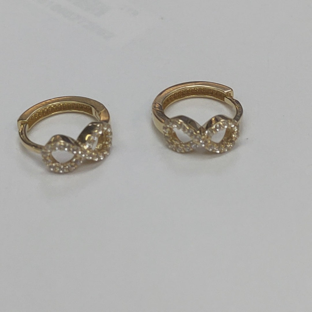 HUGGIES ORO 14K 1.8 (NUEVO)