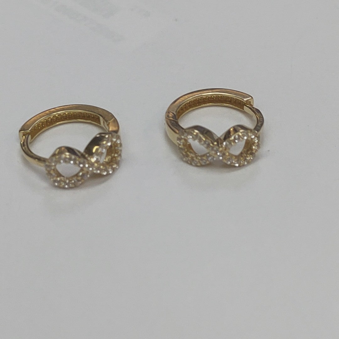 HUGGIES ORO 14K 1.8 (NUEVO)