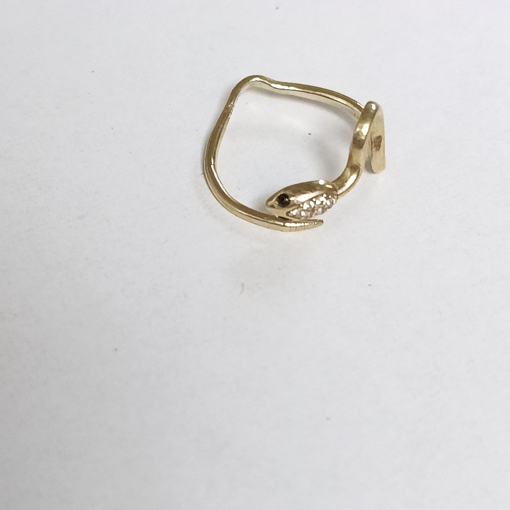 ANILLO ORO 10 K 1.4 GRMS (SEMINUEVO)