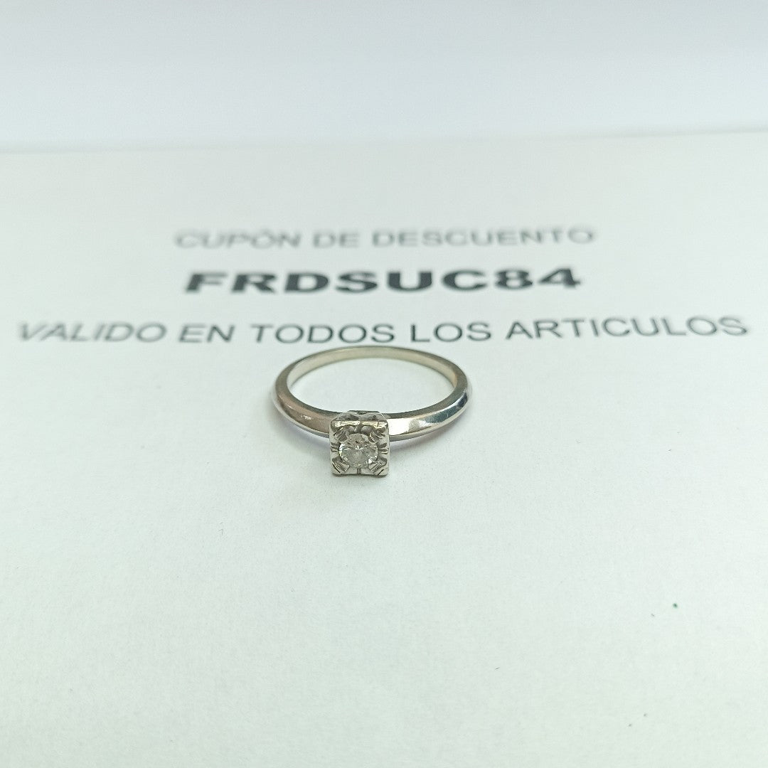SOLITARIO ORO BLANCO 14 K 3 GRMS (SEMINUEVO)
