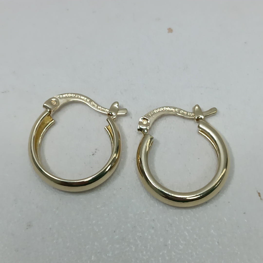 ARETES TEJIDO ARRACADAS LISAS 14K 2.2 GR (NUEVO)
