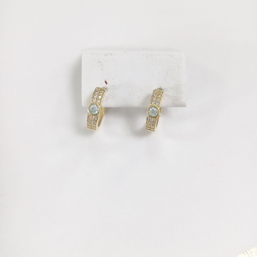 ARETES ARRACADAS C CIRCONIAS 10K 2.6 GR (NUEVO)